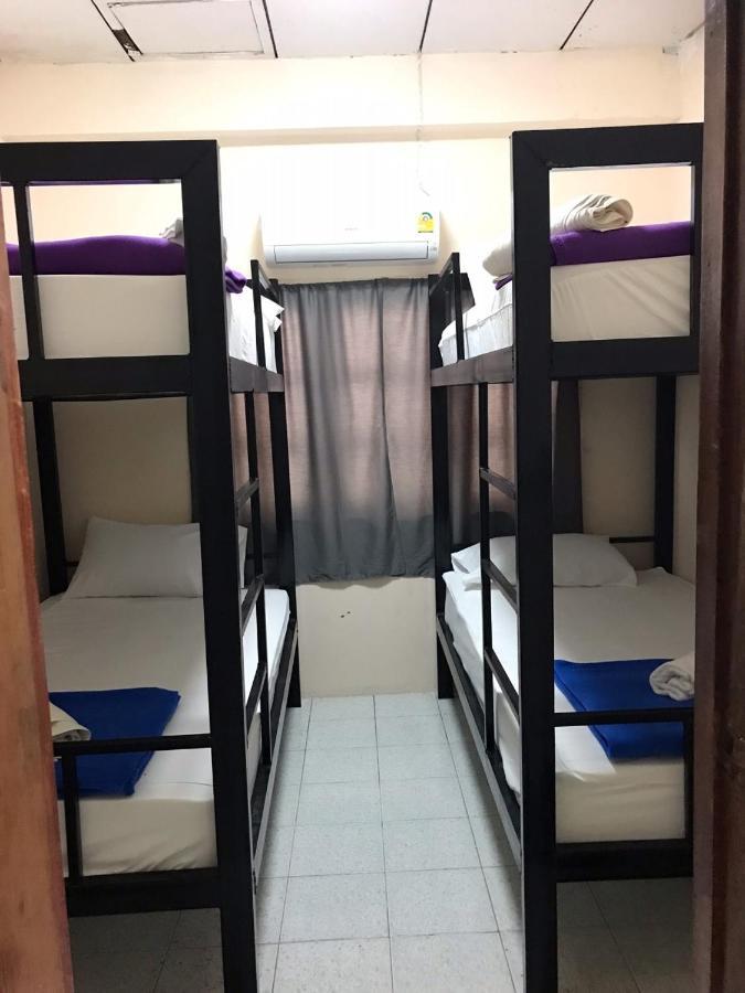 Holiday Phangan - Hostel & Bar Тонг Сала Экстерьер фото