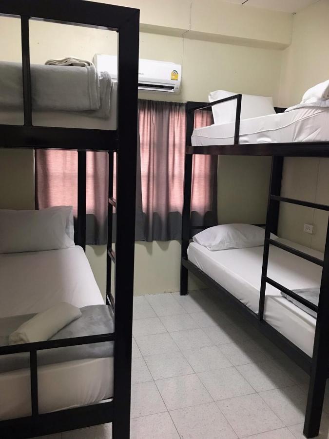 Holiday Phangan - Hostel & Bar Тонг Сала Экстерьер фото