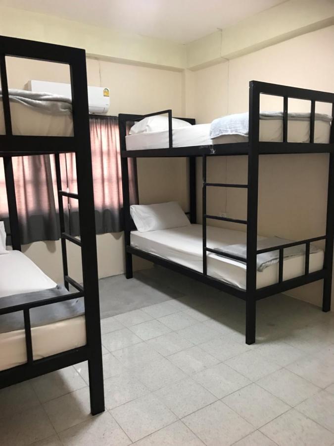 Holiday Phangan - Hostel & Bar Тонг Сала Экстерьер фото