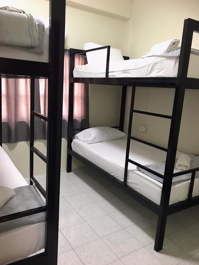 Holiday Phangan - Hostel & Bar Тонг Сала Экстерьер фото