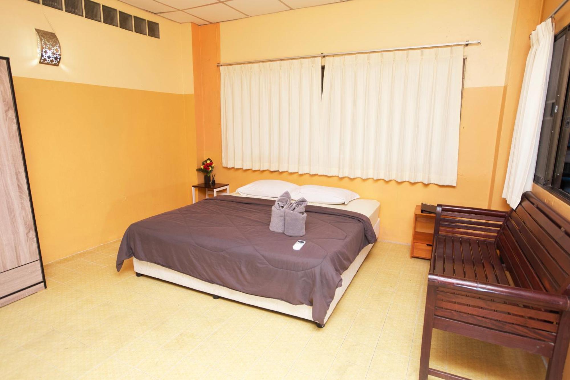Holiday Phangan - Hostel & Bar Тонг Сала Экстерьер фото