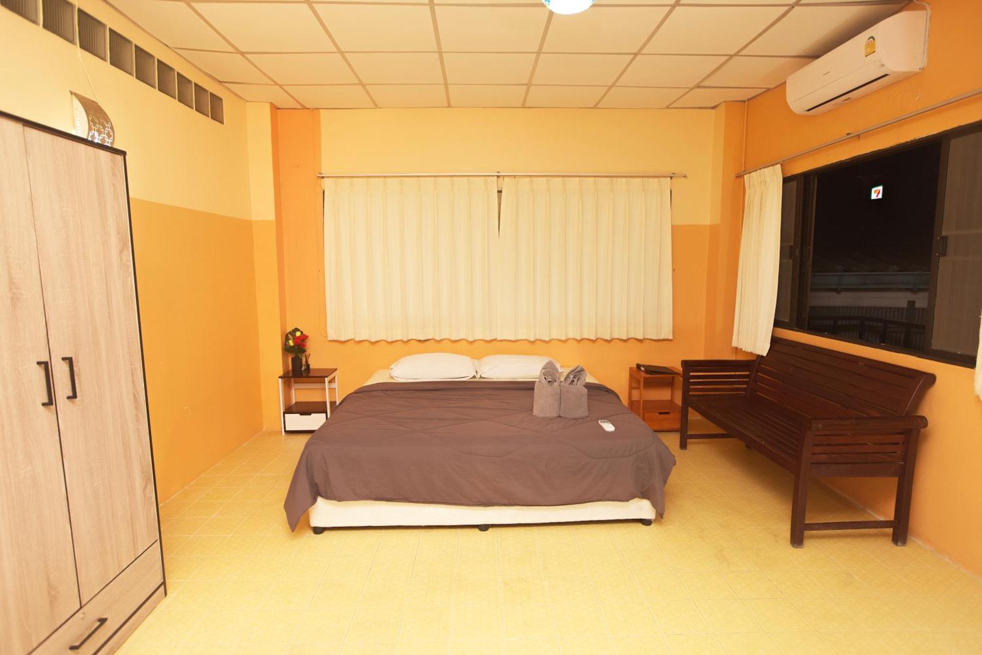 Holiday Phangan - Hostel & Bar Тонг Сала Экстерьер фото